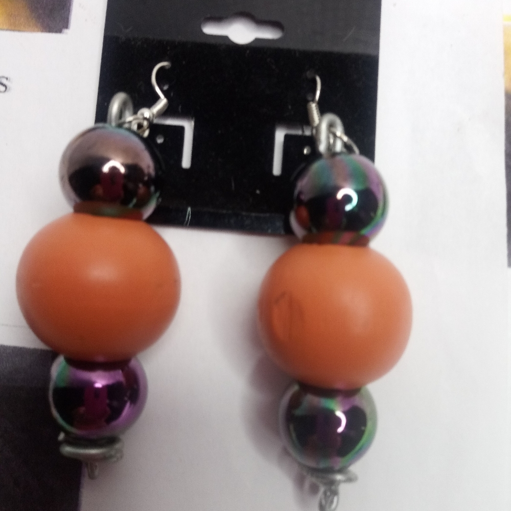 Jewelry - Picture 6 of 8